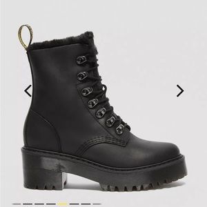 DR. Martens Leona faux fur lace up size 8 heeled boots